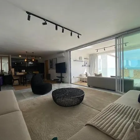 Luxury Seaview Puerto Banus