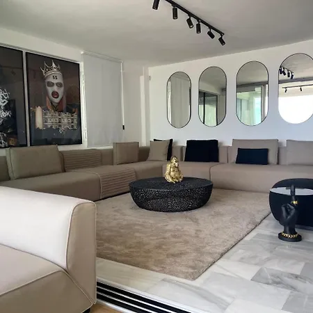 Luxury Seaview Puerto Banus Apartment Marbella